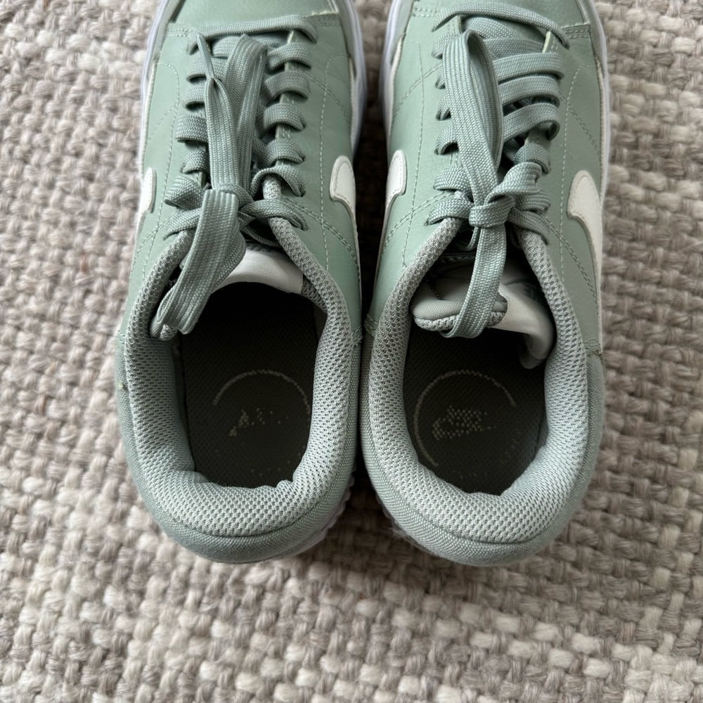 Nike Court Legacy Lift Women's Shoes - Picture 9 of 10